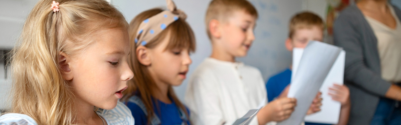 Singende Kinder